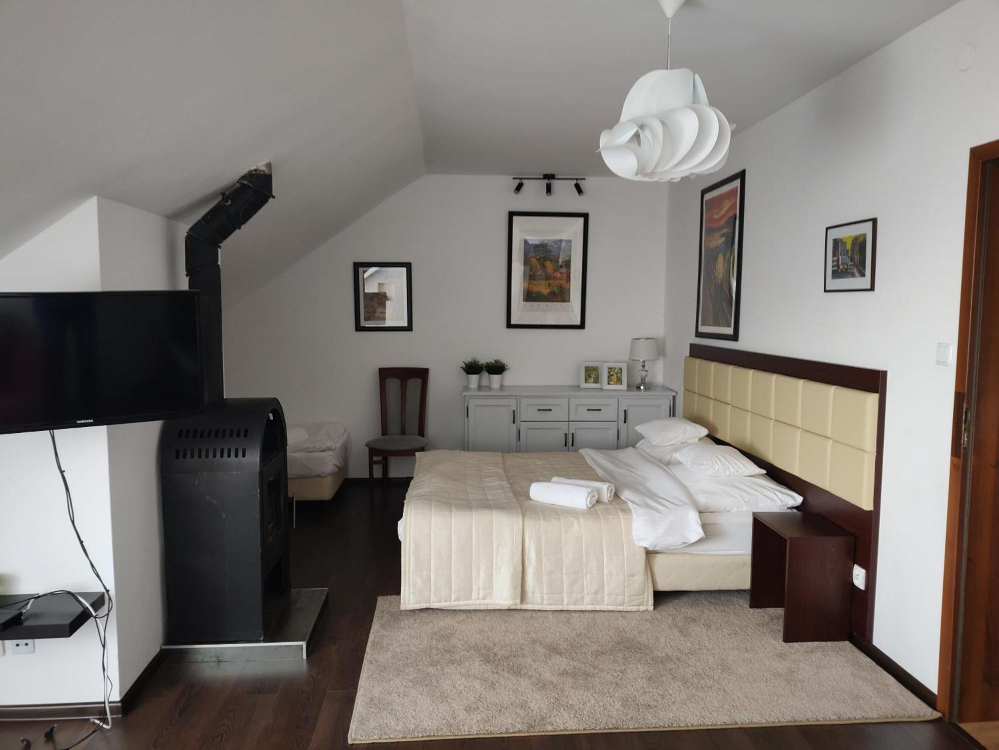 Hotel Koral à Chłapowo Extérieur photo