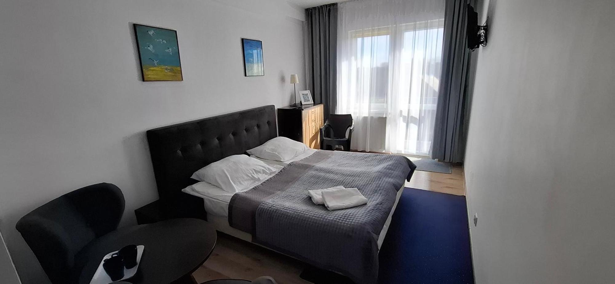 Hotel Koral à Chłapowo Extérieur photo